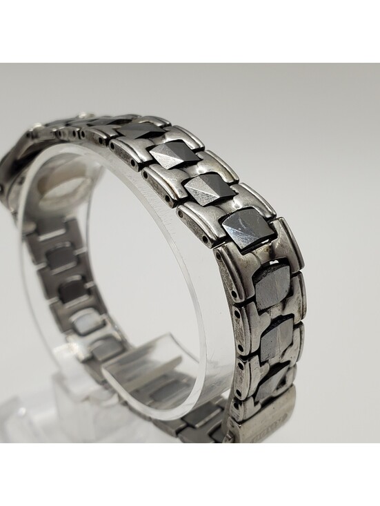 Rado Sapphire Crystal Prisim Womens Watch 22mm Day/Date Dial  New Battery main image 13